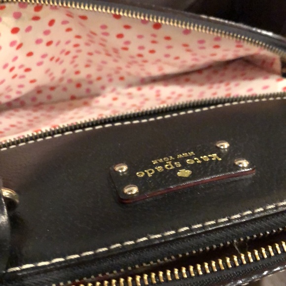 KATE SPADE Black Leather and Gold Zipper Hand Bag - Picture 8 of 15